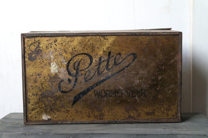 Blik van 'Pette' chocolade