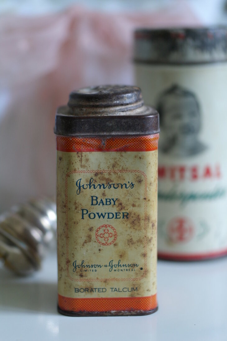 Babypoeder blikje