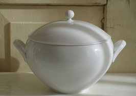  Wit dekschaaltje van 'Hutchenreuther'  'Verkocht' 