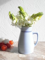 Waterkan Lilien Porzellan  *Gereserveerd* 